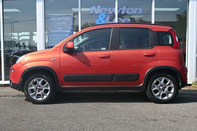 Fiat Panda 0.9 Twinair 4X4 Hatchback Euro 6 Red #5