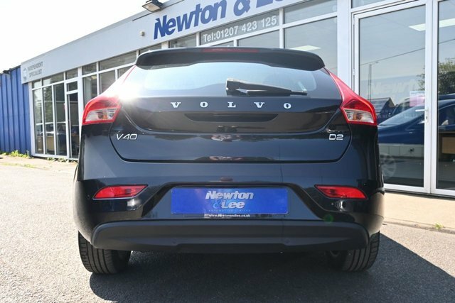 Volvo V40 1.6 D2 Se Lux Nav Hatchback Euro Black #3