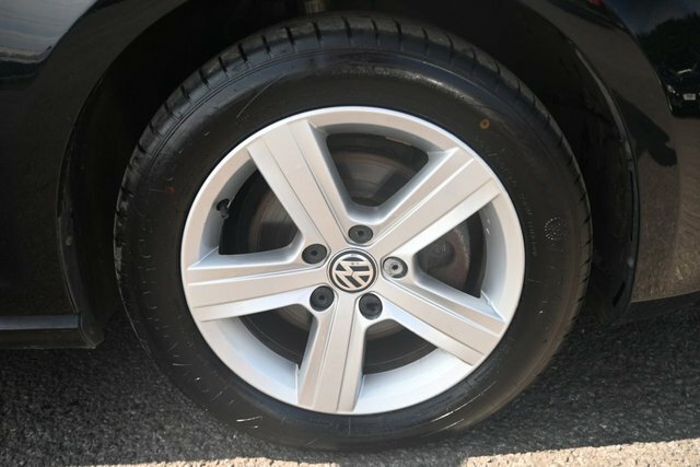 Volkswagen Golf 1.6 Tdi Bluemotion Tech Match Edition Hatchback EA66HFE Black #6