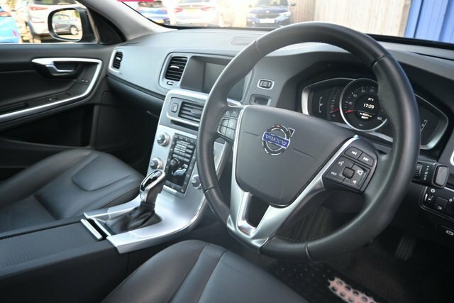 Volvo S60 2.0 D3 Se Nav Saloon Euro 6 S S Black #5