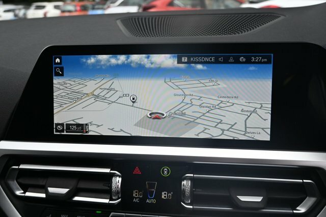 BMW 3 Series 3.0 M340i Touring Xdrive Euro 6 S DG20XVK Blue #4