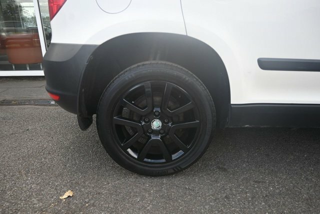Skoda Yeti 1.4 Tsi Se White #9