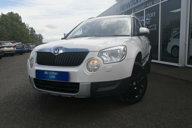 Skoda Yeti 2.0 Tdi Elegance Suv Dsg 4Wd Euro 5 14 White #3