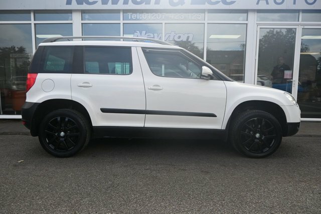 Skoda Yeti 2.0 Tdi Elegance Suv Dsg 4Wd Euro 5 14 White #6