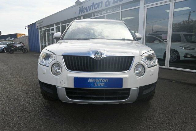 Skoda Yeti 2.0 Tdi Elegance Suv Dsg 4Wd Euro 5 14 White #2