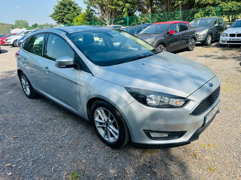 Ford Focus Hatchback 1.0T Ecoboost Zetec Euro 6 Ss 20 Silver