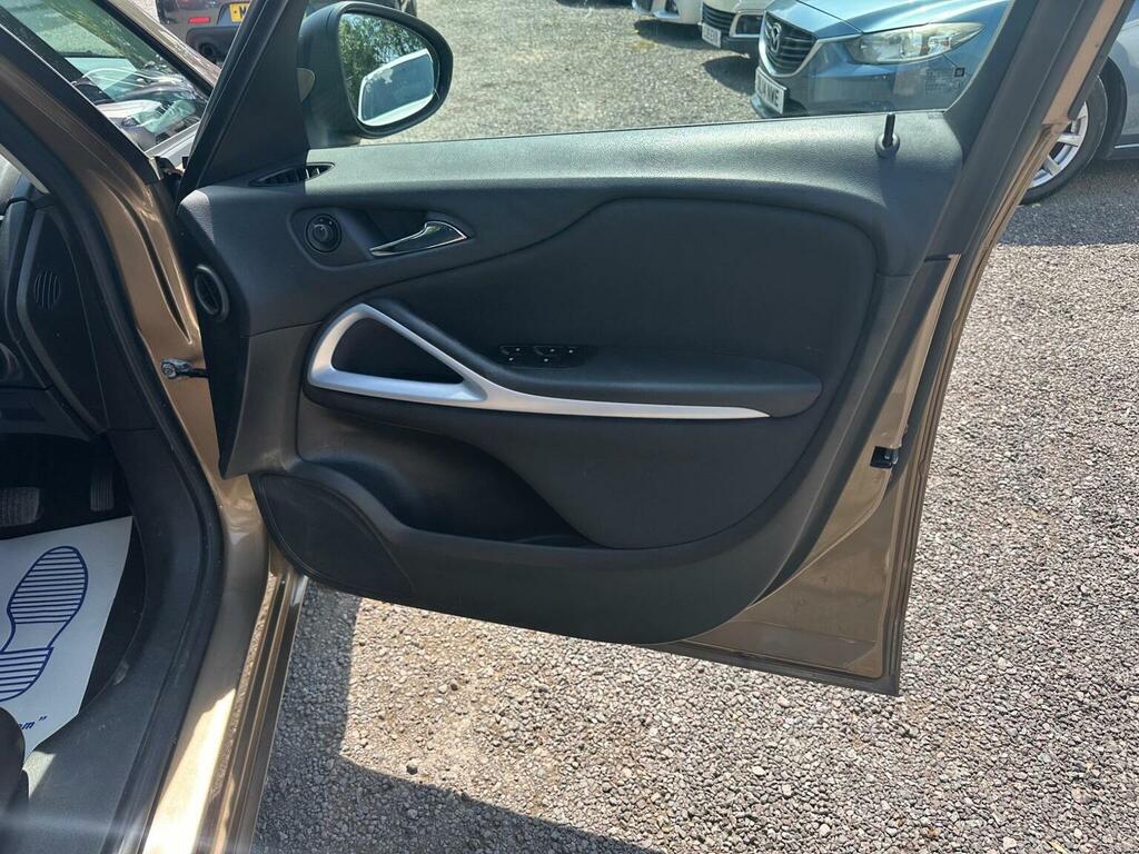 Vauxhall Zafira Tourer Tourer 7 Seats Black #29
