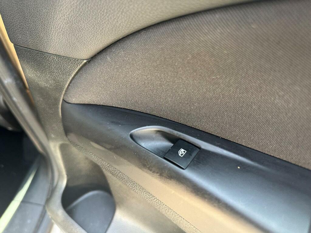 Vauxhall Zafira Tourer Tourer 7 Seats Black #30