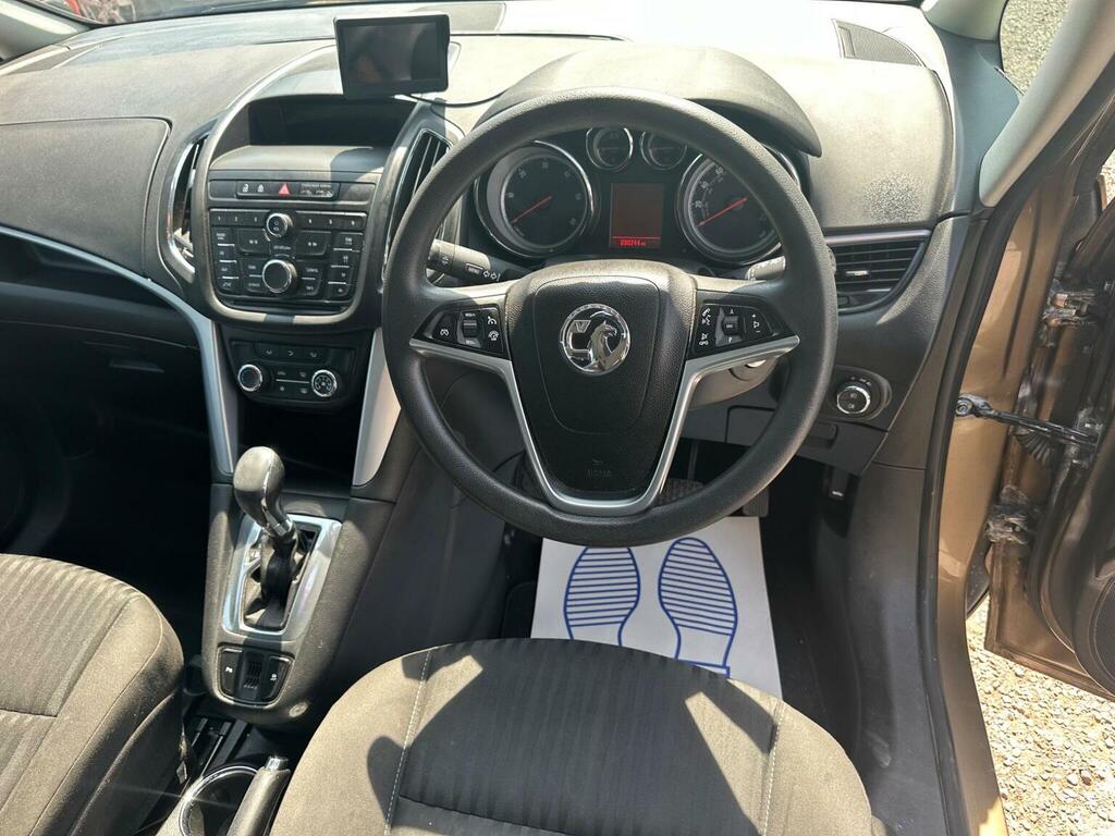 Vauxhall Zafira Tourer Tourer 7 Seats Black #37