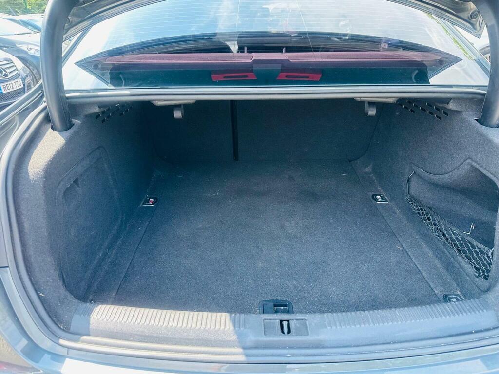 Audi A4 2.0 Tdi Quattro S Line 5 Seat Family Sports Black #37