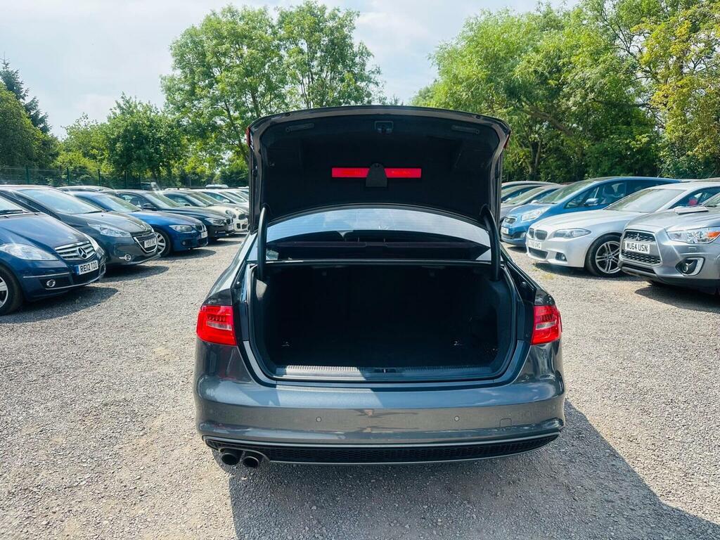 Audi A4 2.0 Tdi Quattro S Line 5 Seat Family Sports Black #38