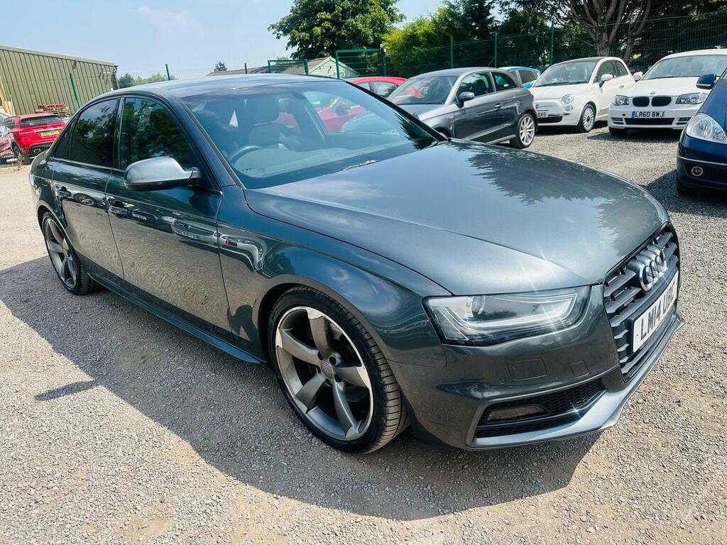 Audi A4 2.0 Tdi Quattro S Line 5 Seat Family Sports Black #7