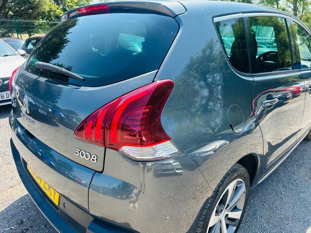 Peugeot 3008 1.6L Active Silver #40