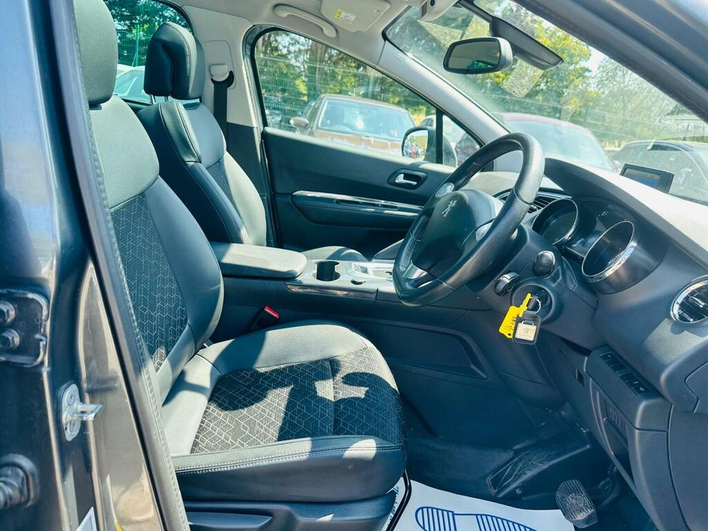 Peugeot 3008 1.6L Active Silver #21