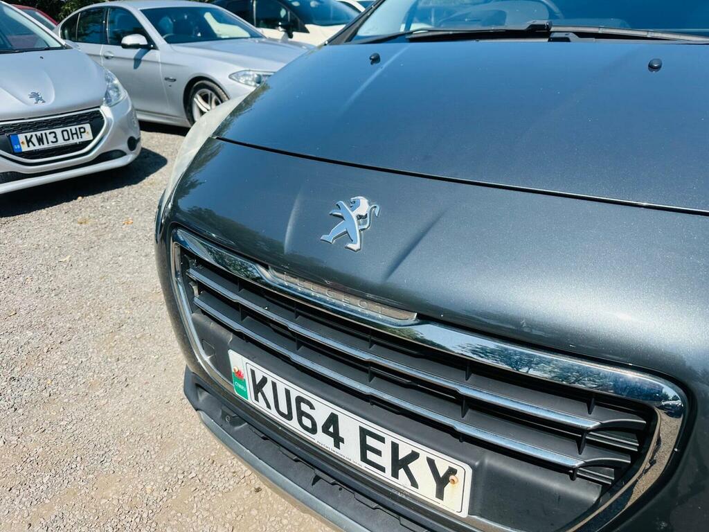 Peugeot 3008 1.6L Active Silver #43