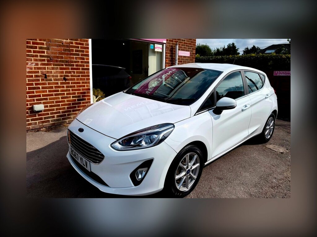Ford Fiesta 1.0T Ecoboost Zetec Hatchback Eu White