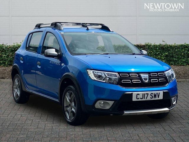 Dacia Sandero Stepway 0.9 Tce Laureate Hatchback Euro Blue