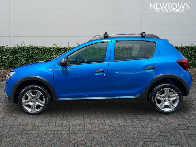 Dacia Sandero Stepway 0.9 Tce Laureate Hatchback Euro Blue #4