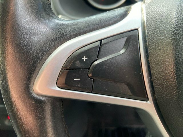 Dacia Sandero Stepway Hatchback 0.9 Tce Ambiance Euro 6 Ss 2017 White #16