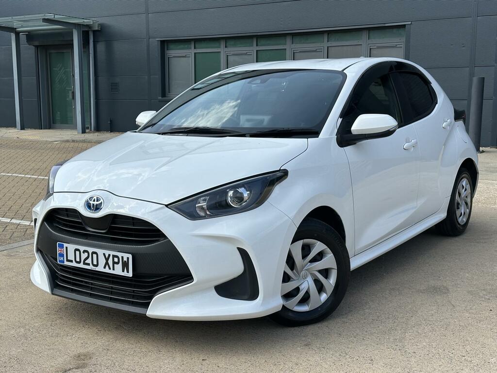 Toyota Yaris 1.5 Icon Fhev 114 Bhp Grey #2