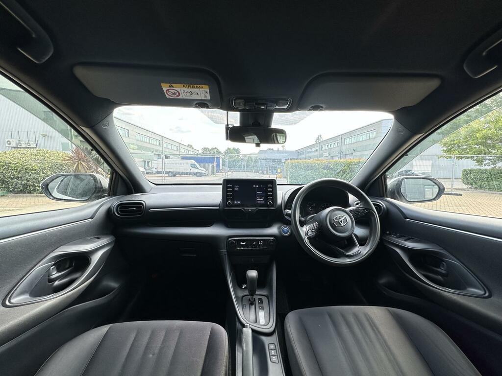 Toyota Yaris 1.5 Vvt-h Y20 Bi-tone E-cvt Euro 6 Ss Blue #19