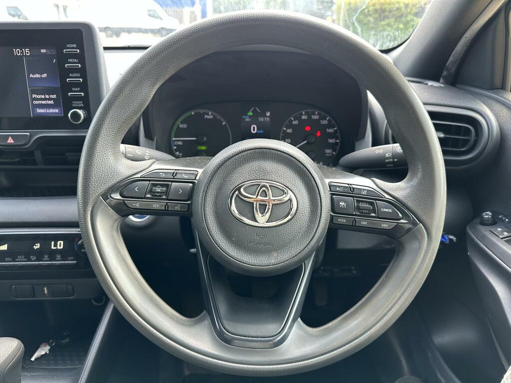 Toyota Yaris 1.5 Vvt-h Y20 Bi-tone E-cvt Euro 6 Ss Blue #21