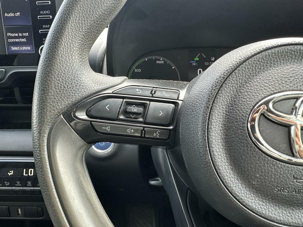 Toyota Yaris 1.5 Vvt-h Y20 Bi-tone E-cvt Euro 6 Ss Blue #23
