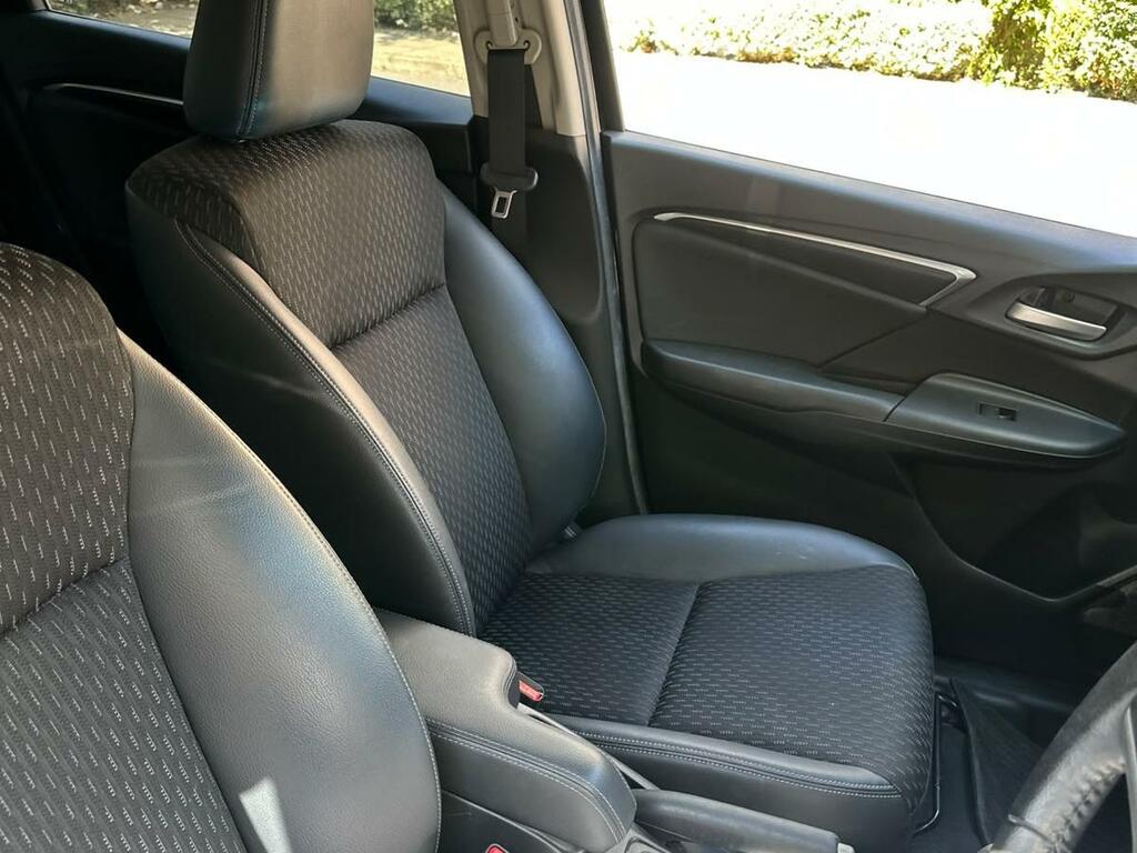 Honda Fit 1.5 Hybrid Black #6