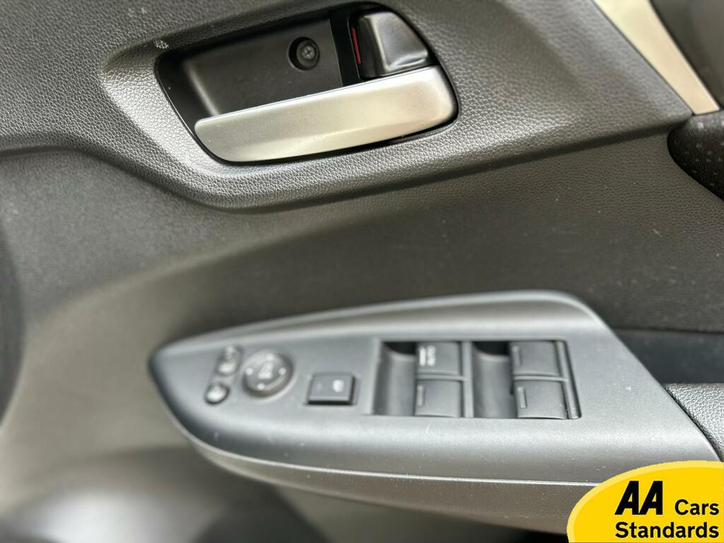 Honda Fit Hybrid White #10