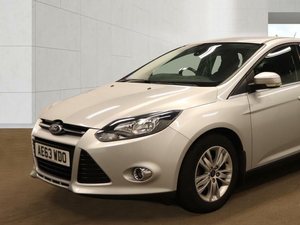 Ford Focus Zetec Red #2