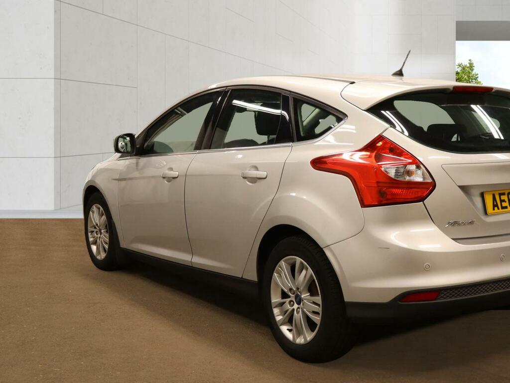Ford Focus Zetec Red #6