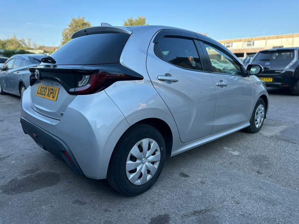 Toyota Yaris Excel Silver #6
