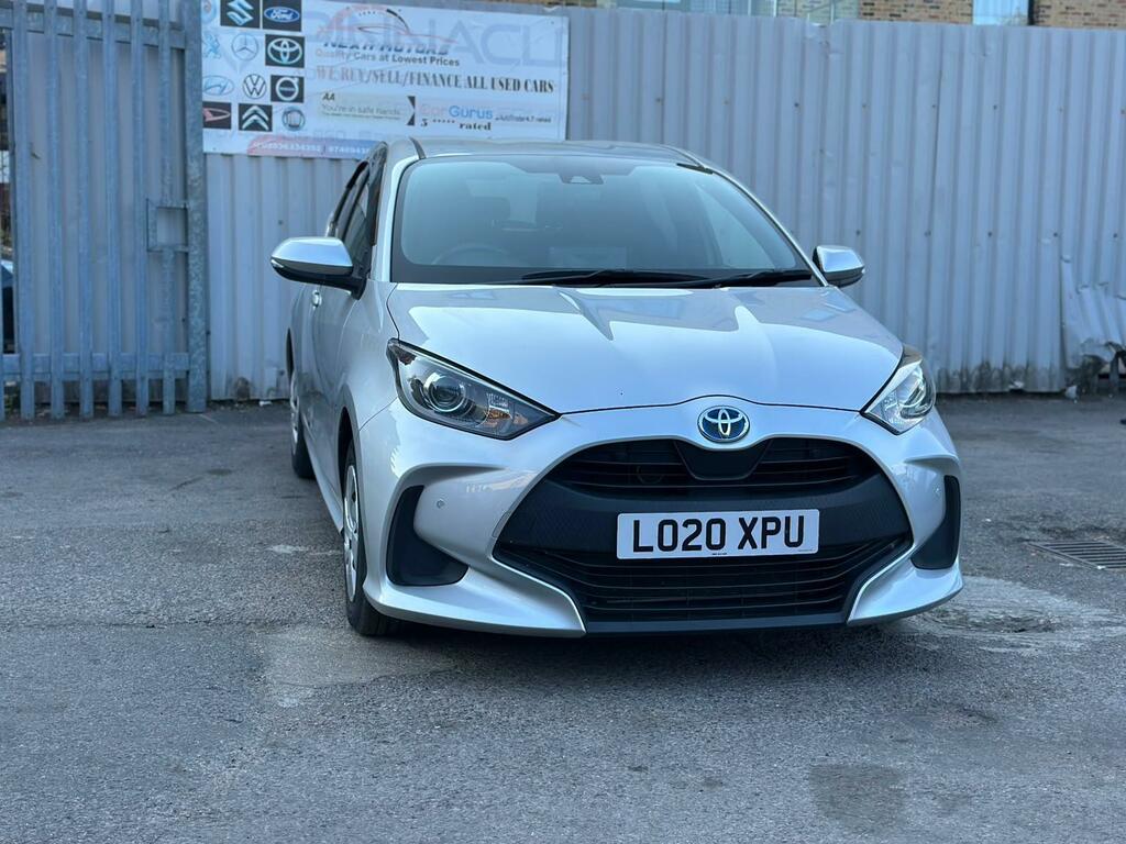 Toyota Yaris Excel Silver