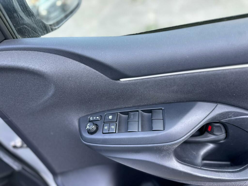 Toyota Yaris Icon Grey #8