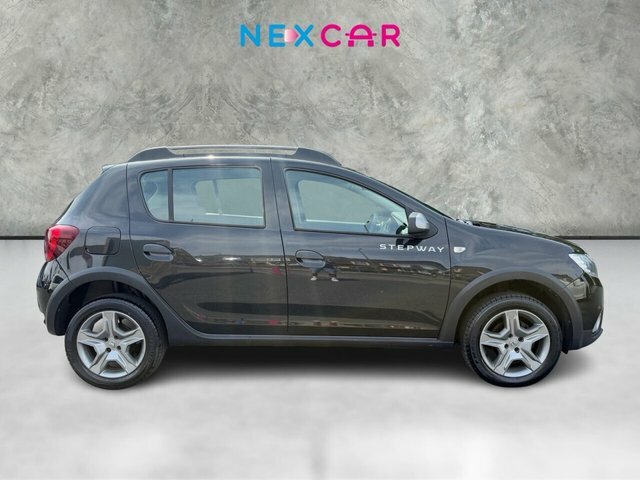 Dacia Sandero Stepway 2018 0.9 Tce Laureate Hatchback BD18YEJ Black #3