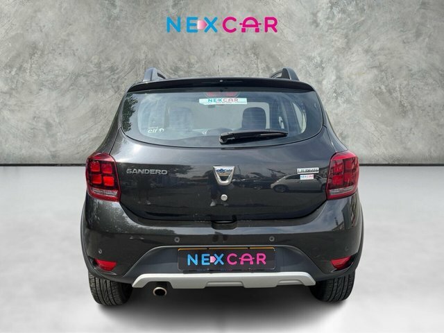Dacia Sandero Stepway 2018 0.9 Tce Laureate Hatchback BD18YEJ Black #4
