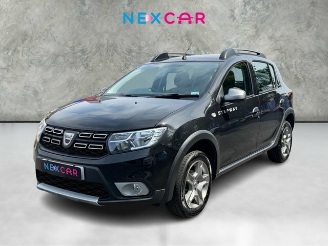 Dacia Sandero Stepway 2018 0.9 Tce Laureate Hatchback BD18YEJ Black #2