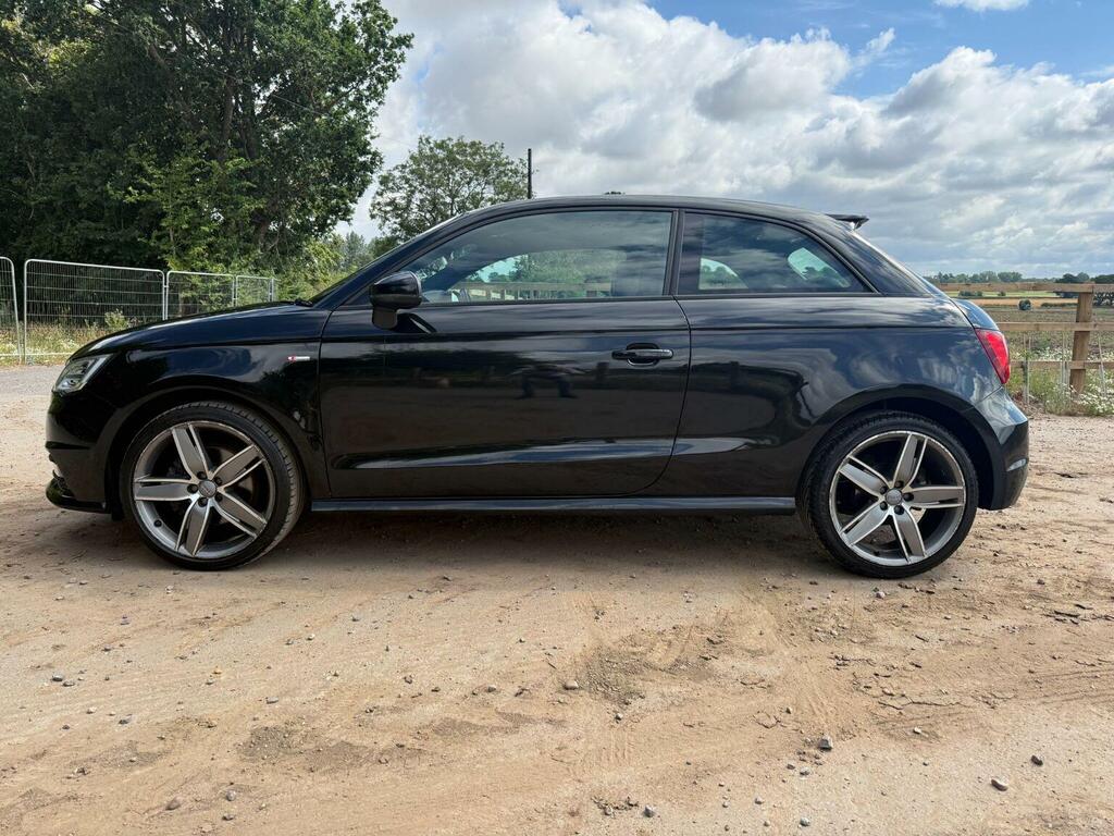 Audi A1 1.4 Tfsi Cod S Line S Tronic Euro 6 Ss GV15WMM Black #3