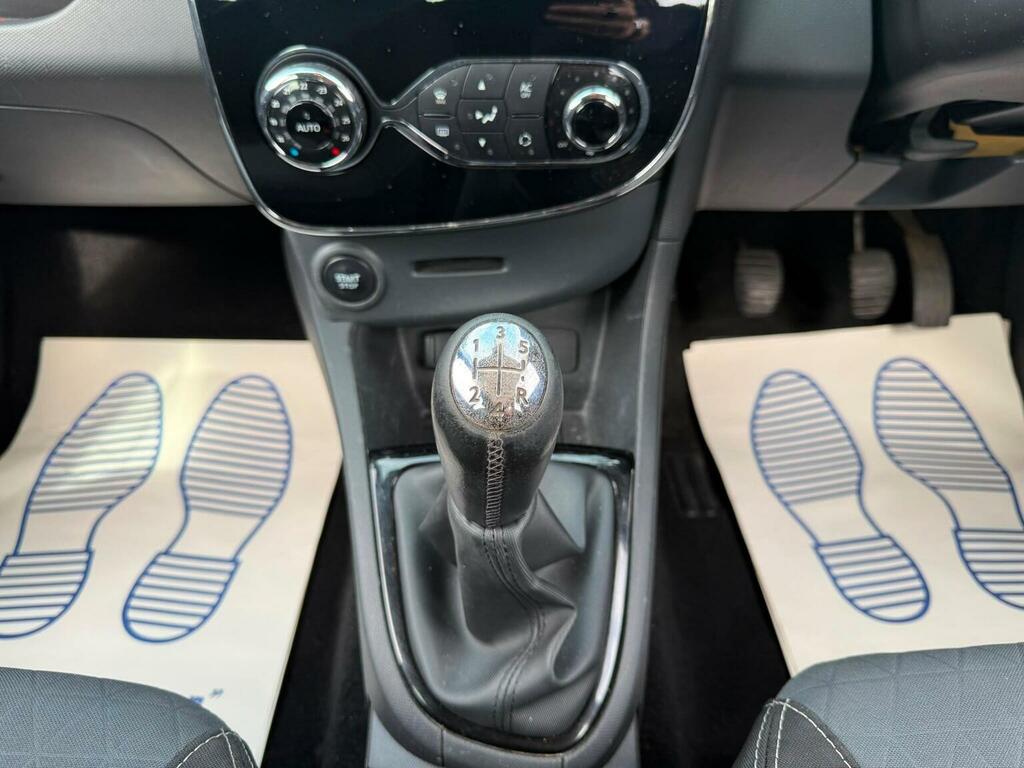Renault Clio 1.2 16V Dynamique Medianav Euro 5 White #14