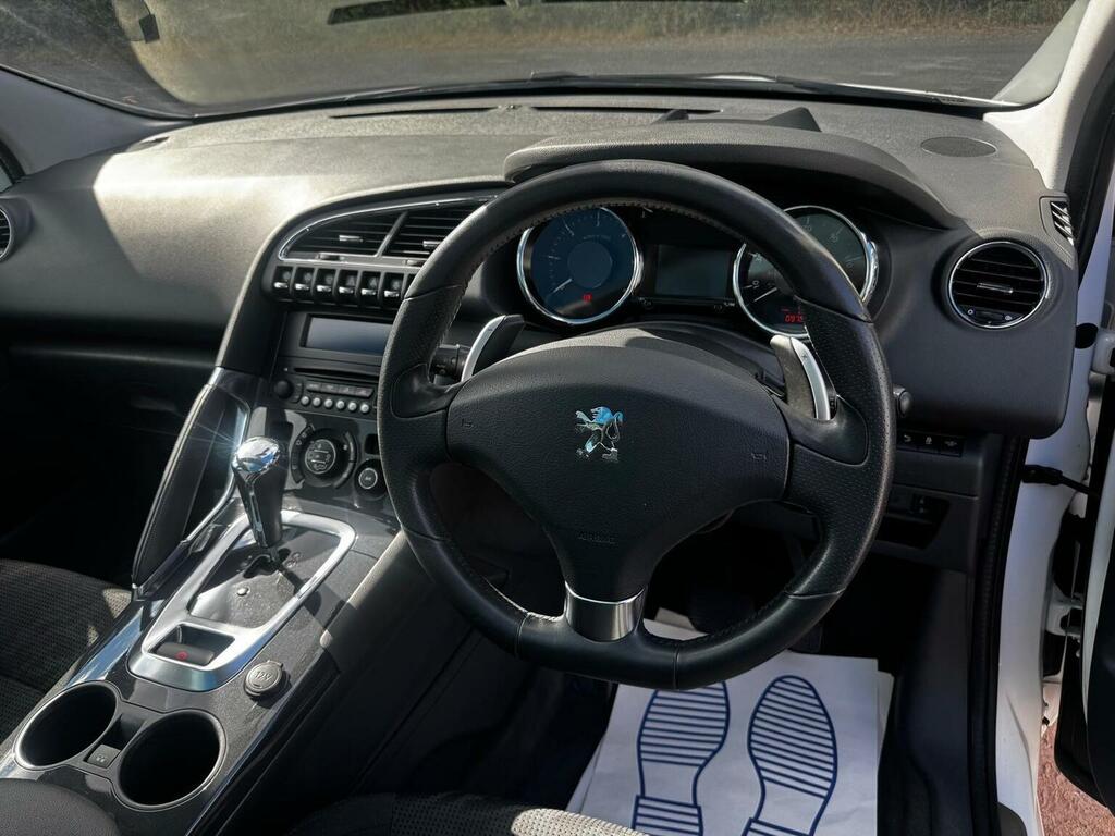 Peugeot 3008 3008 Active E-hdi S-a White #27