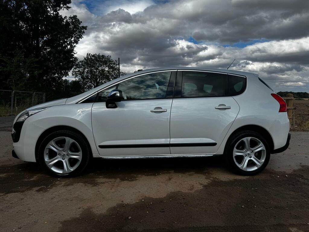 Peugeot 3008 3008 Active E-hdi S-a White #14