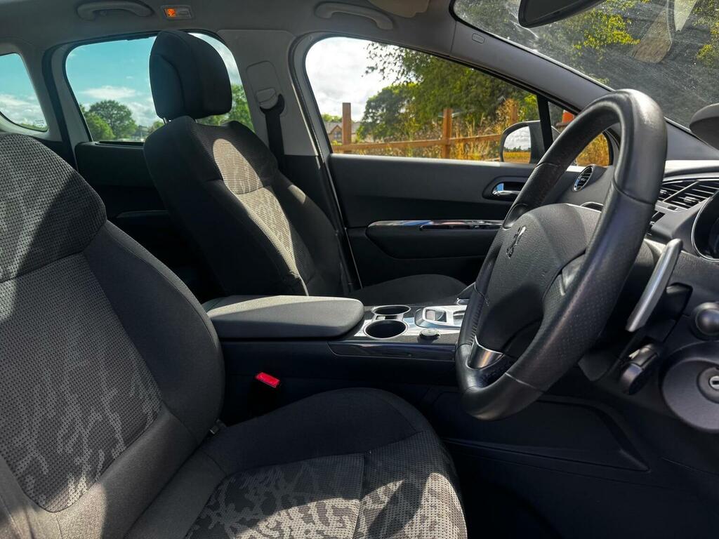 Peugeot 3008 3008 Active E-hdi S-a White #25