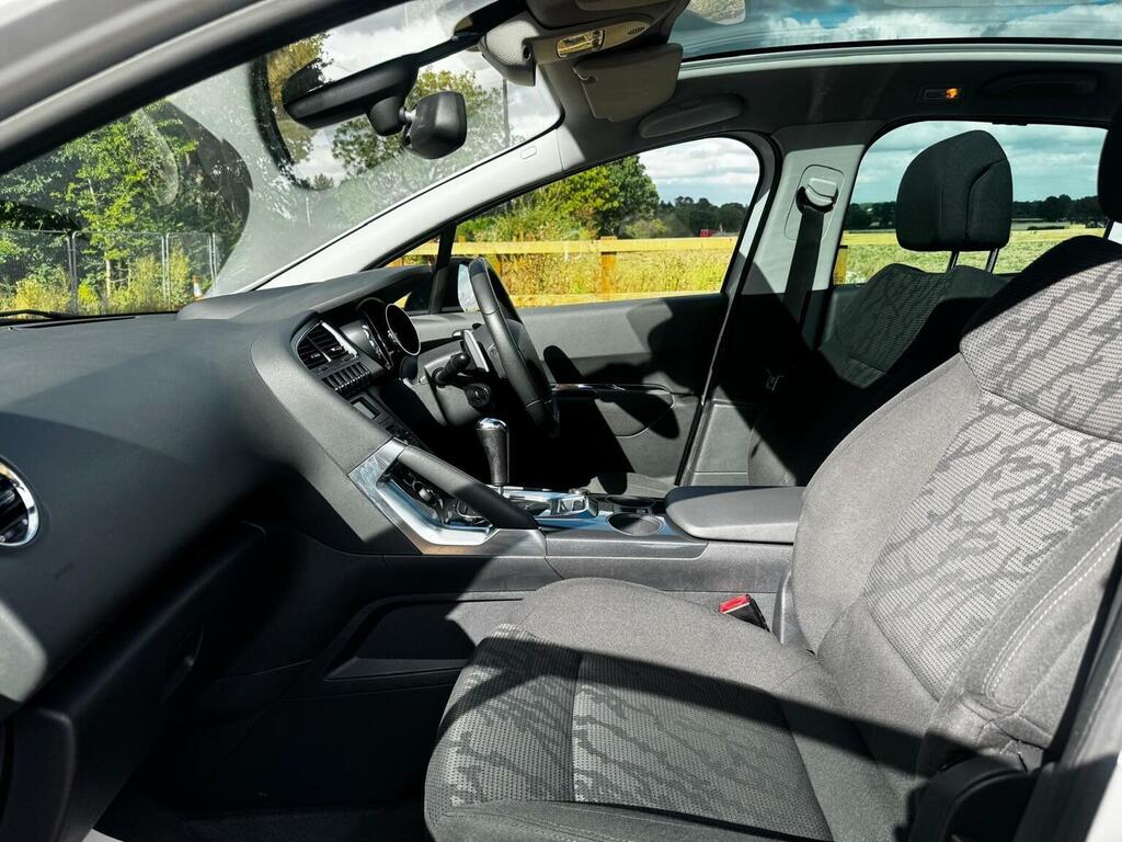 Peugeot 3008 3008 Active E-hdi S-a White #36