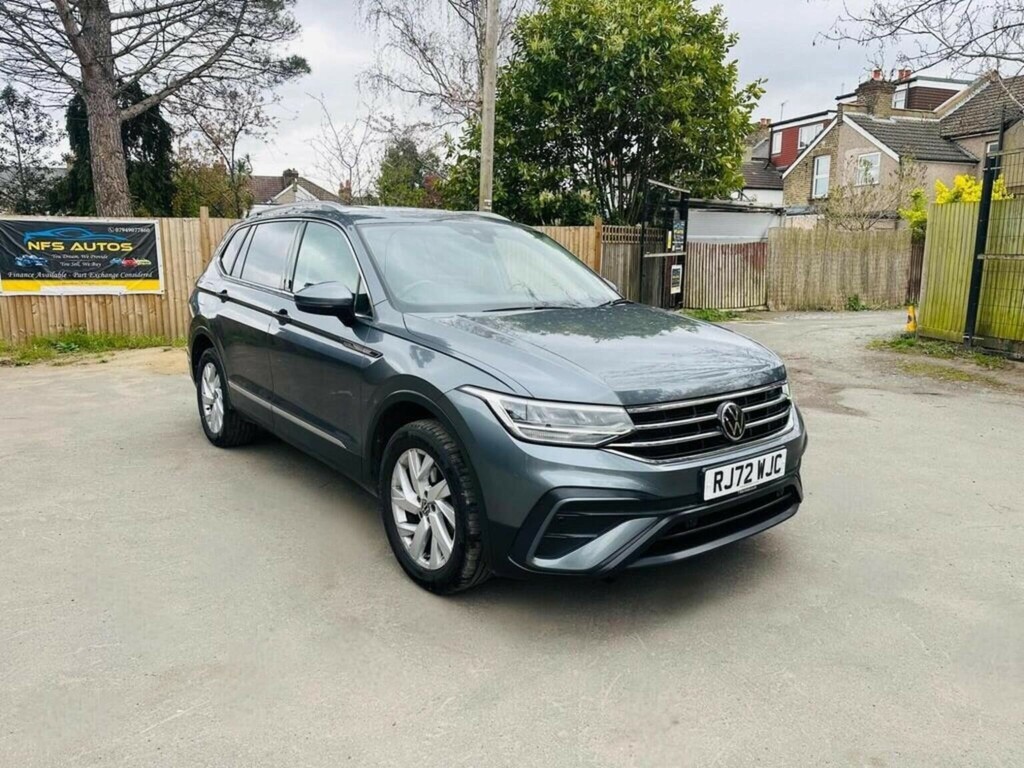Volkswagen Tiguan Allspace Suv 1.5 Tsi Life Dsg Euro 6 Ss 202272 RJ72WJC Grey #2