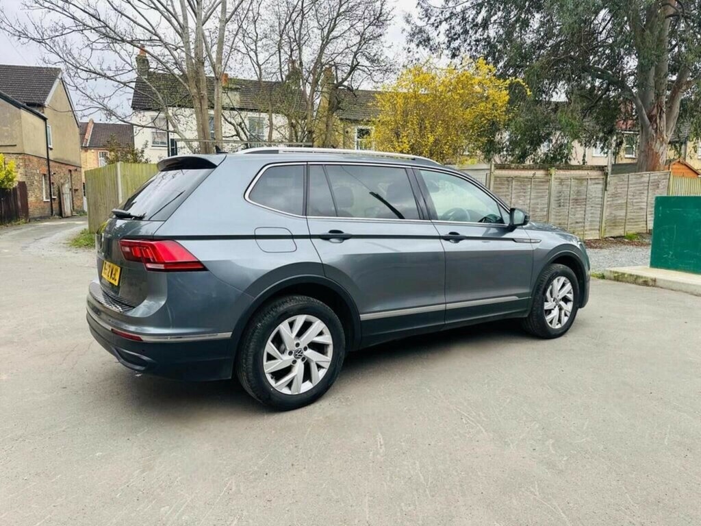 Volkswagen Tiguan Allspace Suv 1.5 Tsi Life Dsg Euro 6 Ss 202272 RJ72WJC Grey #5