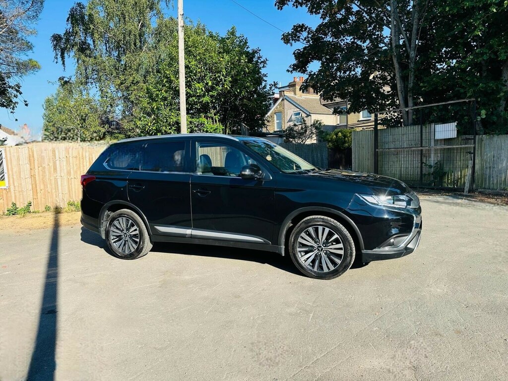 Mitsubishi Outlander Suv 2.0 Mivec Design Cvt 4Wd Euro 6 Ss 202 Black #2