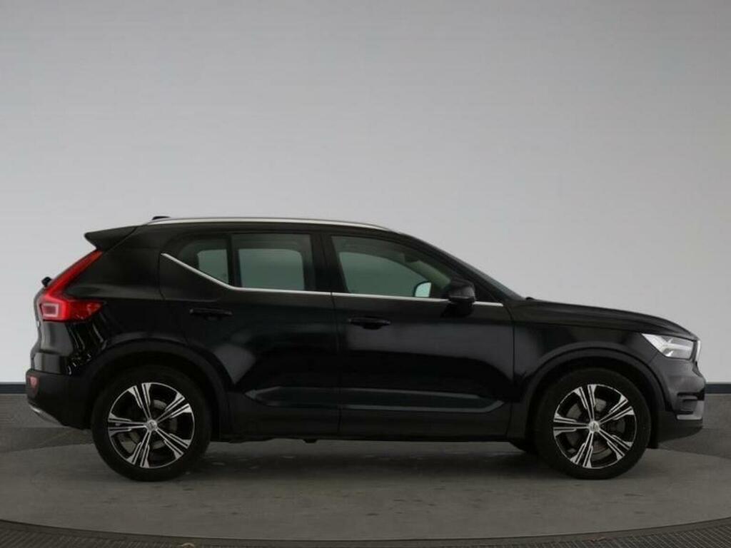 Volvo XC40 Suv 1.5H T5 Twin Engine Recharge 10.7Kwh Inscripti LV71TDX Black #2