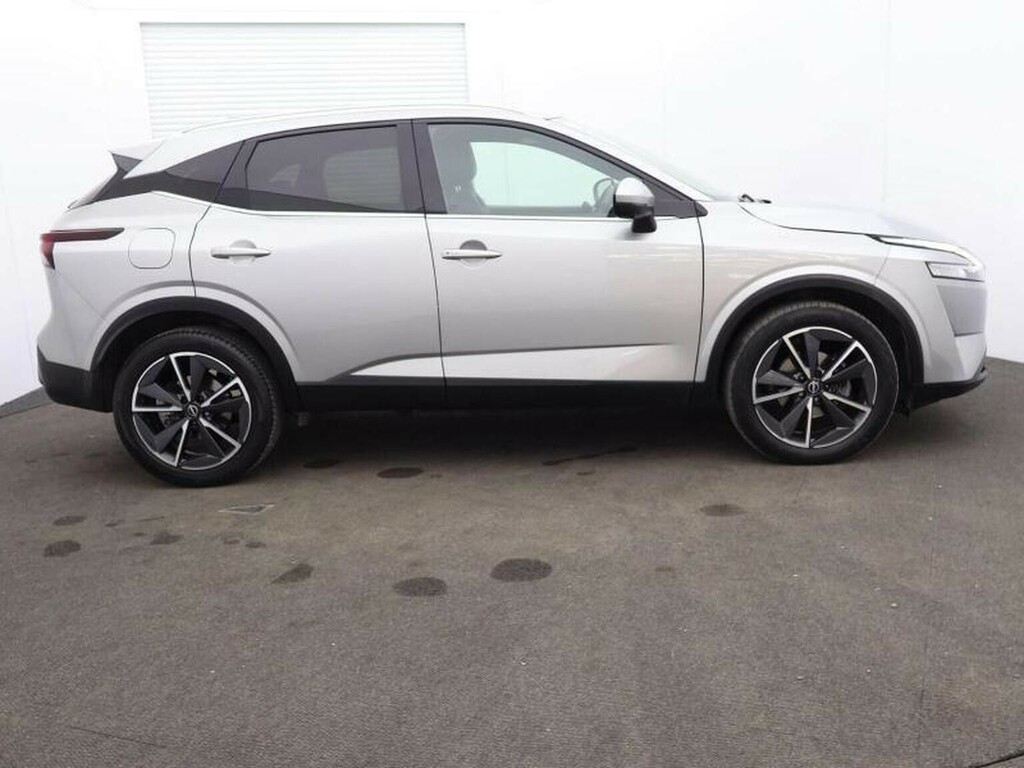 Nissan Qashqai 1.3 Dig-t Mhev Tekna Xtron Euro 6 Ss Silver #2