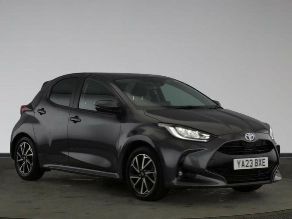 Toyota Yaris 1.5 Vvt-h Design E-cvt Euro 6 Ss Grey