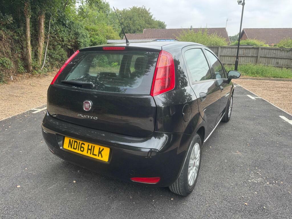 Fiat Punto Easy White #8